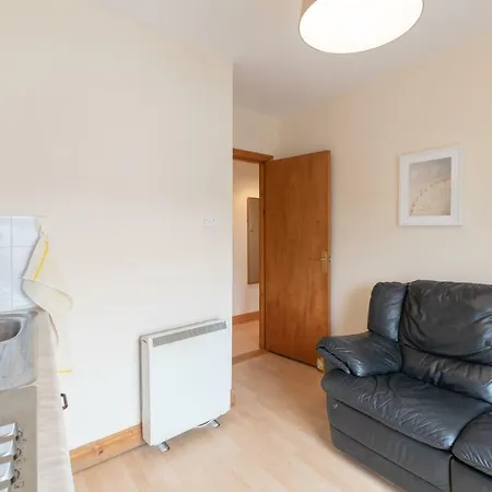 Apartment The Red Parrot Townhouse *