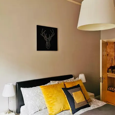 Apartment City Centre Georgian Style Apartment