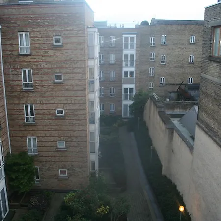 Jervis Place Apartment