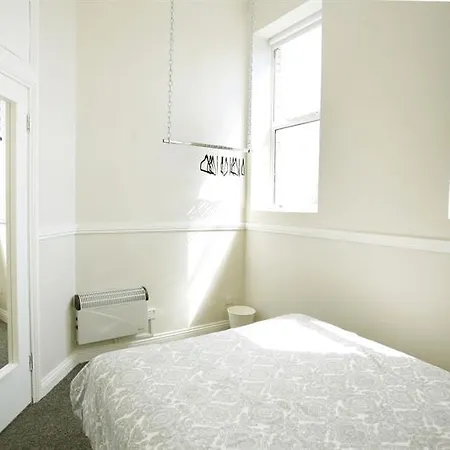 Short Let Direct - Amiens Street D1 Appartement