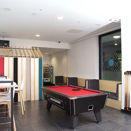 Apartment Yugo Explore - Broadstone Hall *