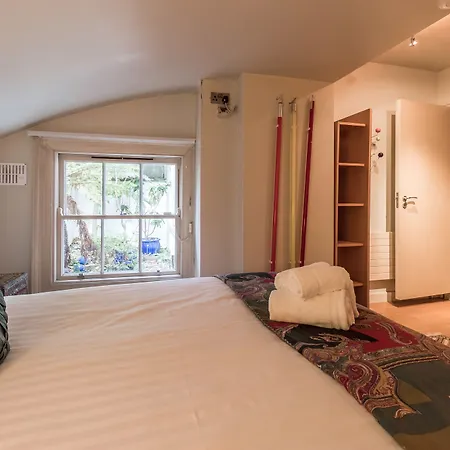 5starstay The Oscar Wilde Apartment
