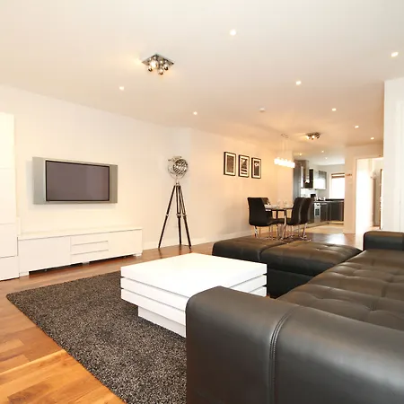 Grand Canal Quay - 3 Bedroom Apartment