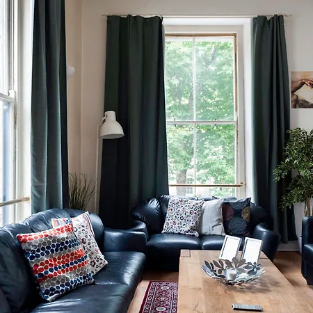 Metrostays - O'connell Street 84-1