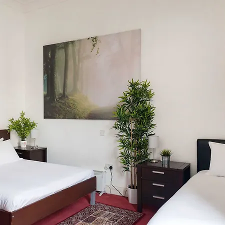 Metrostays - O'connell Street 84-1