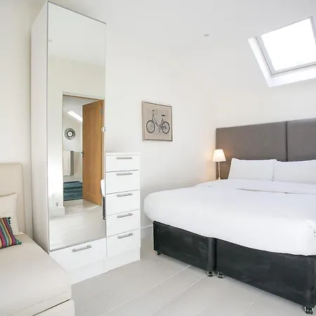 Ballsbridge Apartament