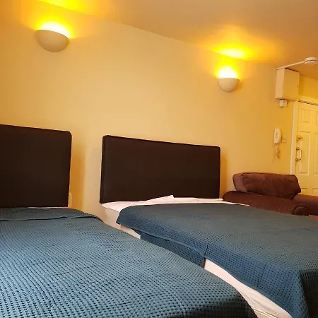 Kgt House Bed & Breakfast 3*