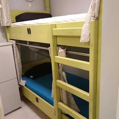Kgt House Bed & Breakfast