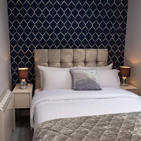 The Gate Hotel *