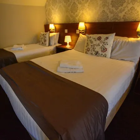 Hotel The Gate *