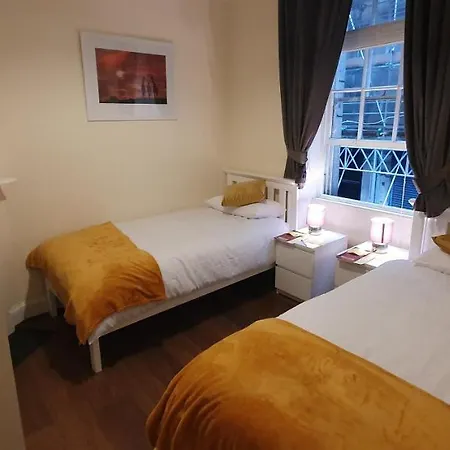 The Sackville Lounge Apartment *