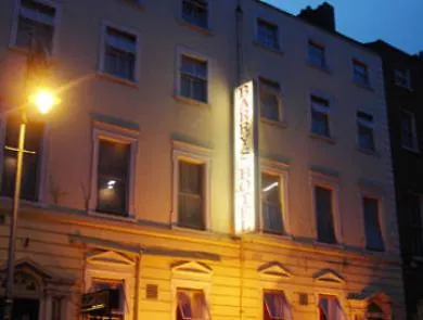 Hotel Barry's