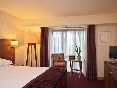 Hotel Brooks 4*
