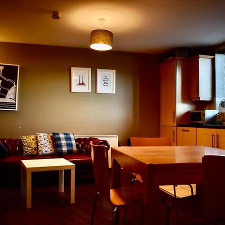 Apartment Modern 2 Bedroom Flat Above Family Run Pub Dublin
