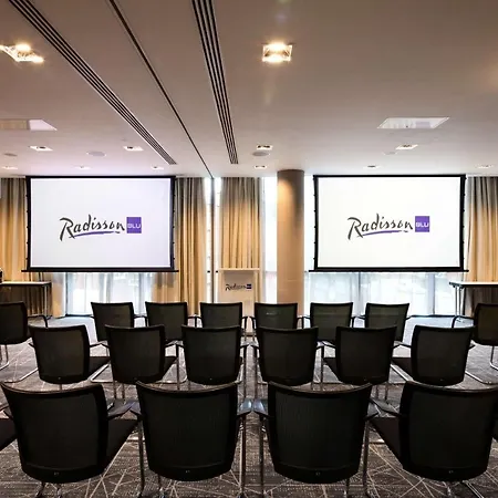 Radisson Blu Royal 4*