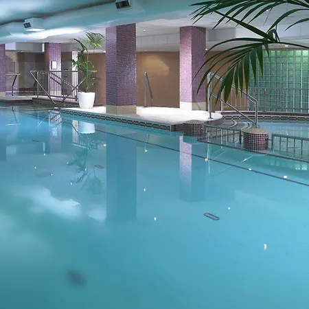 Camden Court Otel 4*