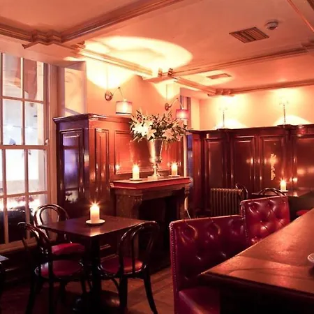 Mercantile 4*