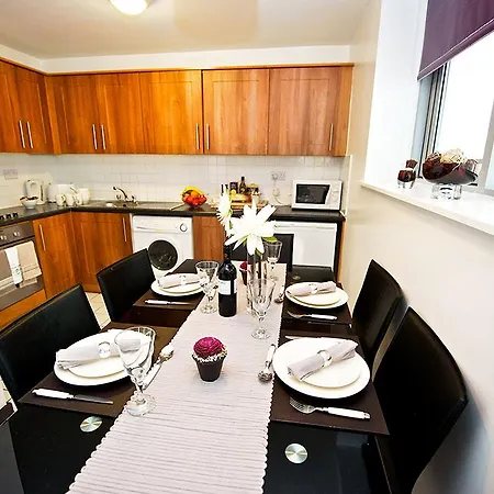 Hotel Staycity Millennium
