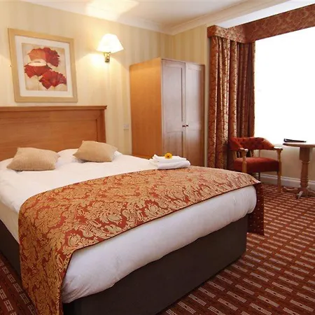 Castle Hotel 4*