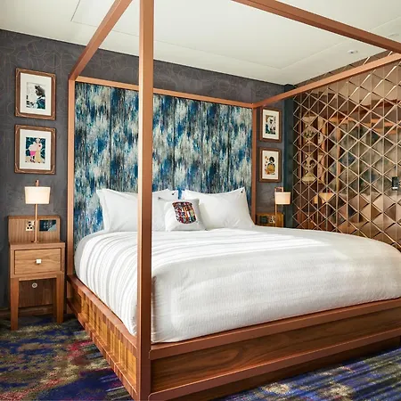 Nyx Christchurch Hotel 4*