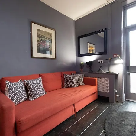 Georgian Loft 아파트