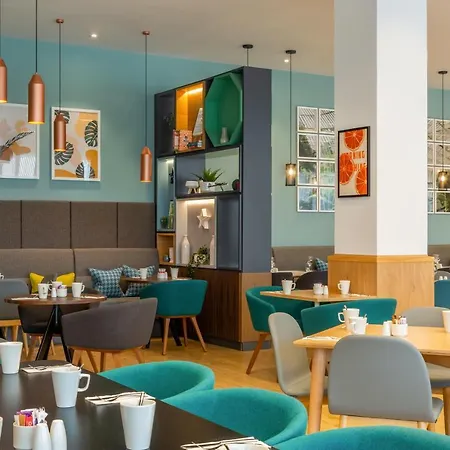 - Dublin Airport, An Ihg Hotel