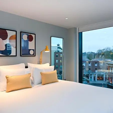 Staycity Street Lejlighedshotel 4*