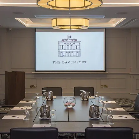 The Davenport 4*