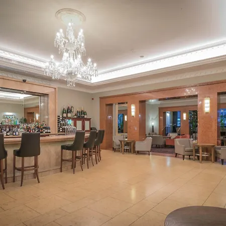 Riu Plaza The Gresham Hotel 4*