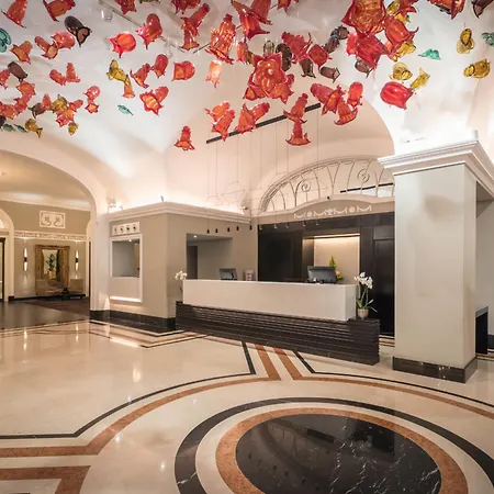 Hotel Riu Plaza The Gresham