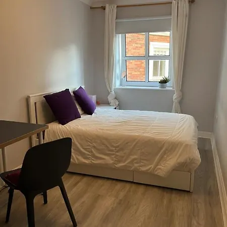 Stylish 2 Bedroom Flat In * Dublin