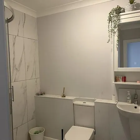 Stylish 2 Bedroom Flat In Apartment Dublin