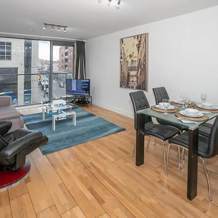 Parnell Corner Apartment