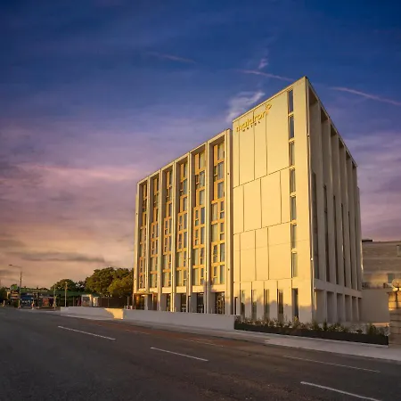 Maldron Merrion Road Hotel 4*