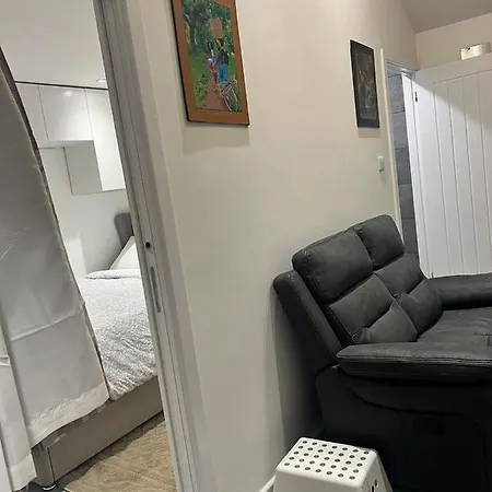 Apartament Ayos