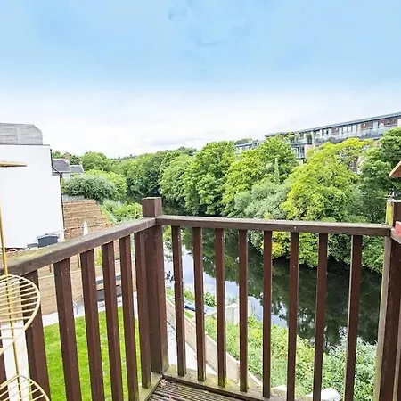 Serene Riverside - Hidden Gem In Villa *