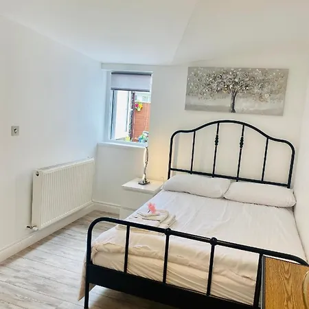 Lodge Apartment * Dublin