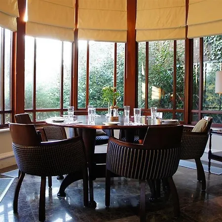 Clyde Court Hotell