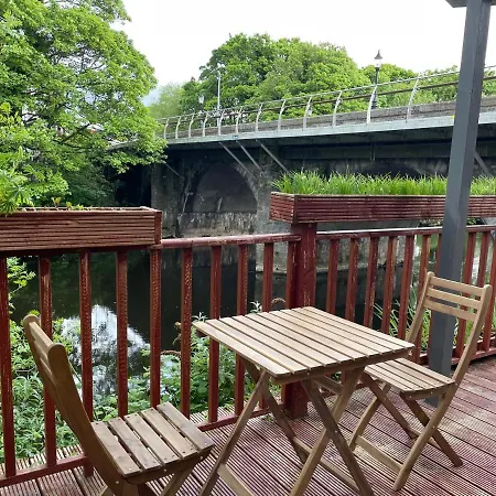 Villa Serene Riverside - Hidden Gem In *