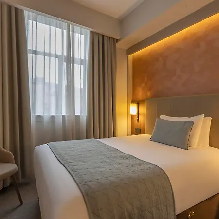 Riu Plaza The Gresham Hotel 4*