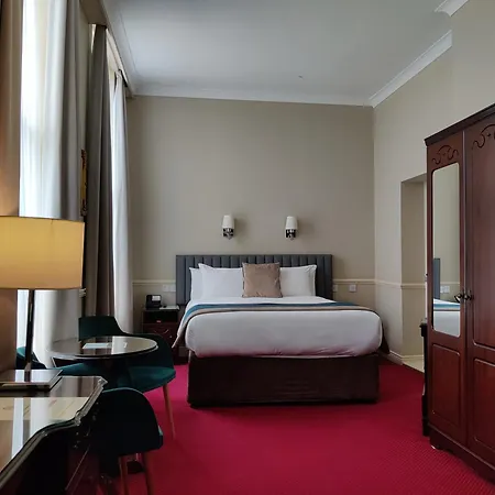 Harcourt Hotel 3*
