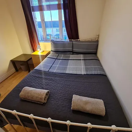 3 Cosy Bedrooms Near Airport & Dublin