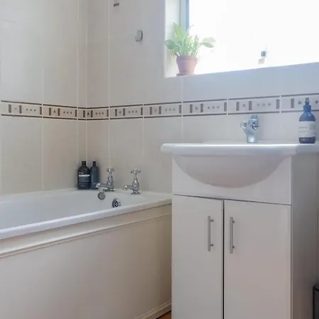 Guestready - Victorian Redbrick In Heart Of Dublin