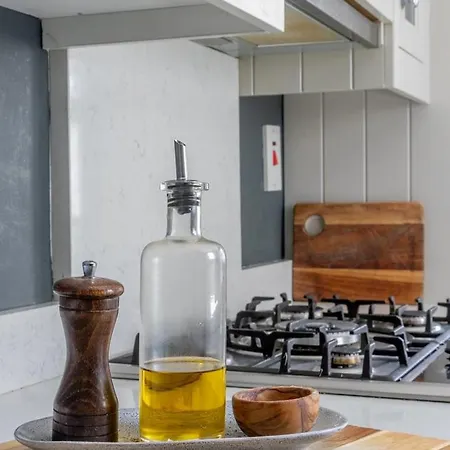 Guestready - Victorian Redbrick In Heart Of Dublin