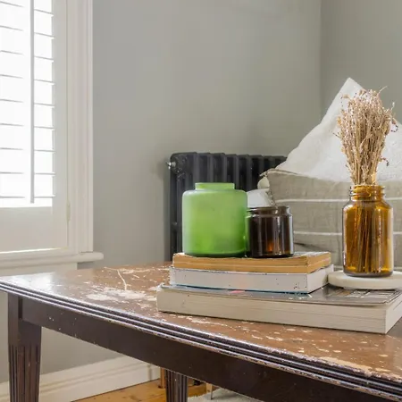Guestready - Victorian Redbrick In Heart Of Guest house *