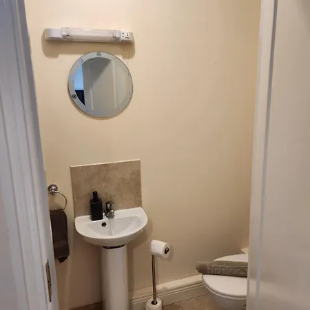 Apartment 3 Bedrooms Near Airport & 7people Dublin
