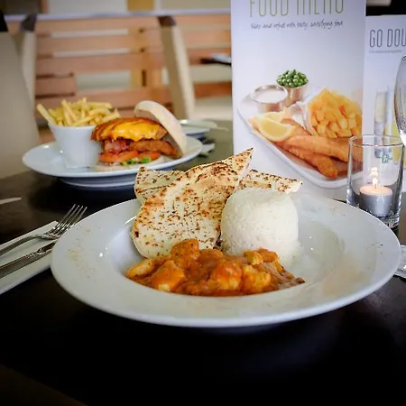 ترافيلودج دبلين إيبروت ساوث فندق Collinstown (Santry)