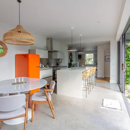 Guestready - Modern In Glenageary * Dublin