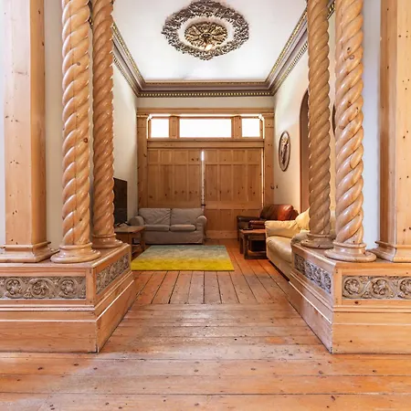 Гостевой дом Montebello House *