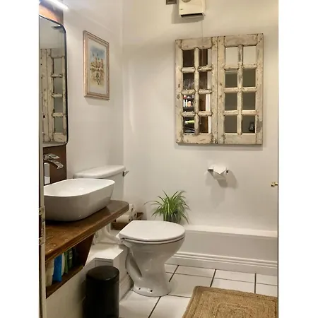 2 Bed City Centre Penthouse With Cathedral Views *